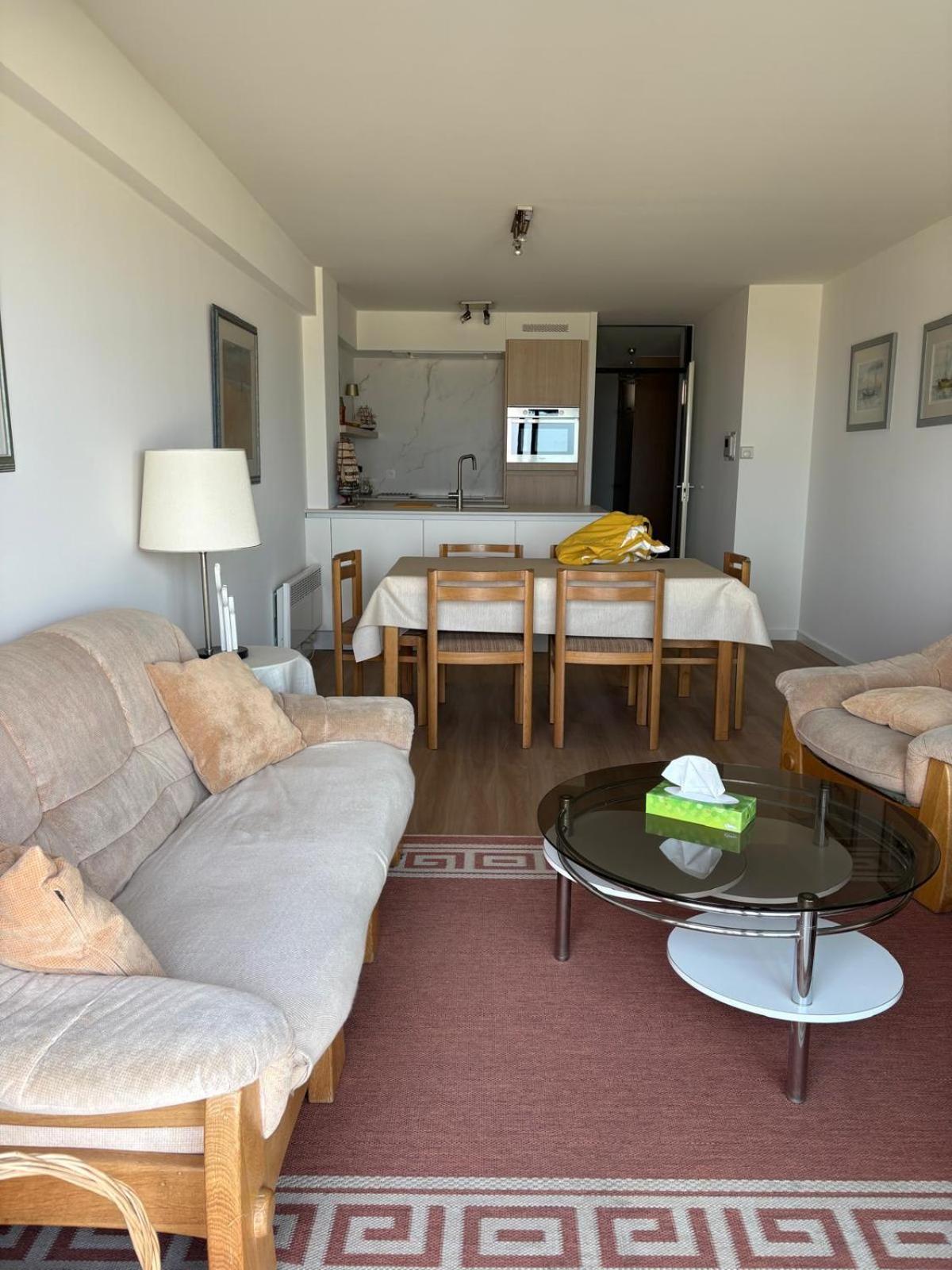 Seagull, Ruim En Volledig Vernieuwd Appartement Met Zeezicht In Westende Middelkerke Exterior photo